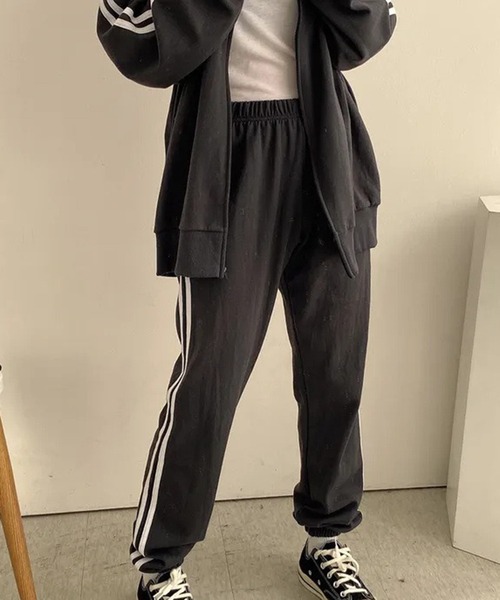 lulufa(ルルファ)の「サイドラインZIPパーカー パンツ スウェットジャージ セットアップ 上下セット /韓国ストリート(ジャージ・レディース・ブラック/グレー・MEDIUM/LARGE)」の7枚目の写真