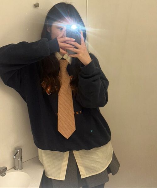 AECA（エイカ）の「EVERYDAY AECA CLOVER SWEAT SHIRTS-NAVY（スウェット・レディース・その他・LARGE/MEDIUM/X-LARGE/W）」の7枚目の写真