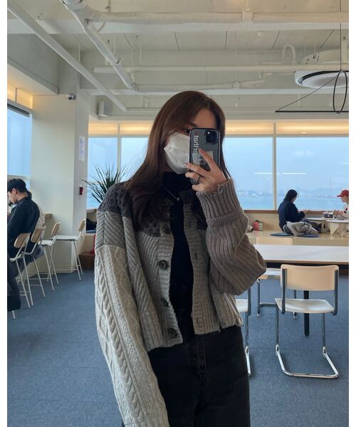 NICK&NICOLE（ニックアンドニコール）の「[ESSENTIAL] High Neck Slim Top_Black（Tシャツ/カットソー・レディース・その他・LARGE/MEDIUM）」の3枚目の写真