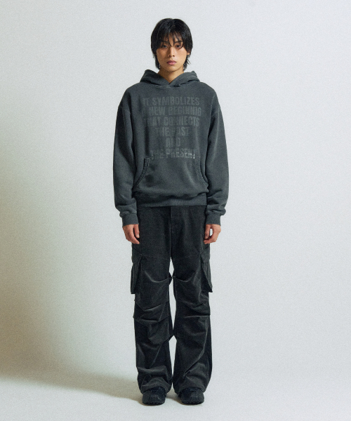 SLOWACID（スローアシッド）の「コーデュロイパラシュートカーゴパンツ[チャコール]（その他パンツ・レディース・チャコール・SMALL/MEDIUM/LARGE）」の2枚目の写真