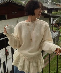 Doula Doula（ドゥーラドゥーラ）の「フリル付きボートネックニットプルオーバー（ニット/セーター）」