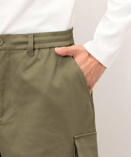 COMME CA ISM(コムサイズム)の「ポリエステルツイル ワイドシルエット カーゴパンツ(カーゴパンツ・メンズ・ブラック/カーキ・LARGE/MEDIUM)」の9枚目の写真