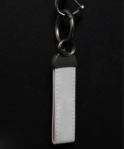 VIBGYOR(ヴィブジョー)の「フェイクレザーキーホルダー(BDS)(キーホルダー・メンズ・ブラウン/キャメル/レッド/ブラック/グレー・FREE)」の6枚目の写真
