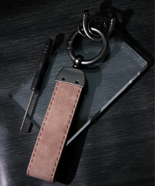 VIBGYOR(ヴィブジョー)の「フェイクレザーキーホルダー(BDS)(キーホルダー・メンズ・ブラウン/キャメル/レッド/ブラック/グレー・FREE)」の19枚目の写真