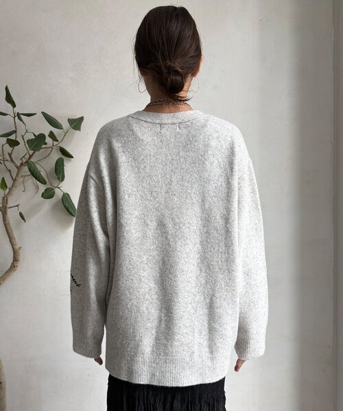 DouDou（ドゥドゥ）の「【WEB限定】 刺繍ニットカーディガン（カーディガン/ボレロ・レディース・チャコールグレー/グレー/レッド・FREE）」の9枚目の写真