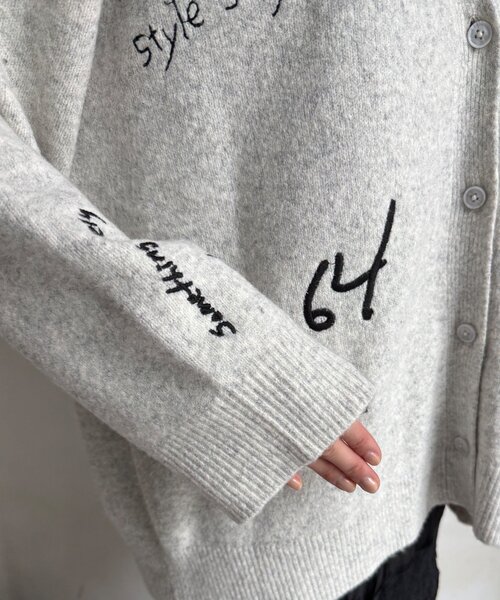 DouDou（ドゥドゥ）の「【WEB限定】 刺繍ニットカーディガン（カーディガン/ボレロ・レディース・チャコールグレー/グレー/レッド・FREE）」の13枚目の写真