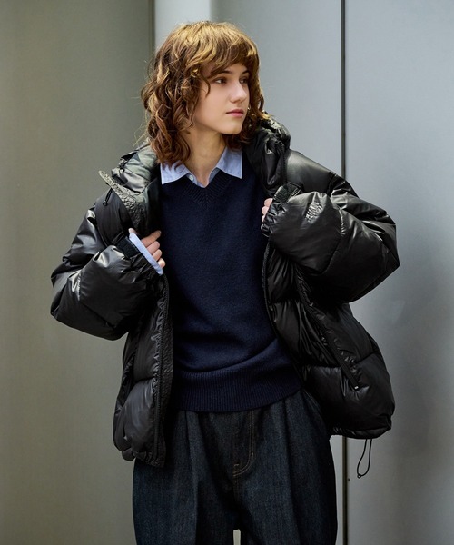 WETTEMPT（ウィテンプト）の「THINSULATE HOODED INSULATED JACKET / シンサレートフーデッド中綿ジャケット（ダウンジャケット/コート・メンズ・ネイビー/ブラック・LARGE/MEDIUM/SMALL）」の4枚目の写真