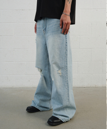 DIVEIN（ダイブイン）の「WIDE FLARED JUNKY DENIM PANTS (LIGHT BLUE)（デニムパンツ）」