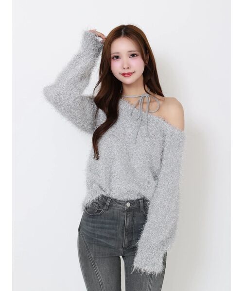 EATME（イートミー）の「ワンショルダーシャギーニットTOP（ニット/セーター・レディース・グレー/アイボリー/ピンク・FREE）」の18枚目の写真