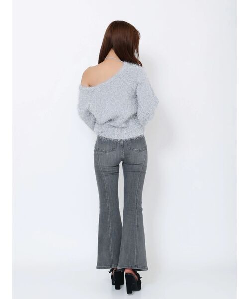 EATME（イートミー）の「ワンショルダーシャギーニットTOP（ニット/セーター・レディース・グレー/アイボリー/ピンク・FREE）」の20枚目の写真