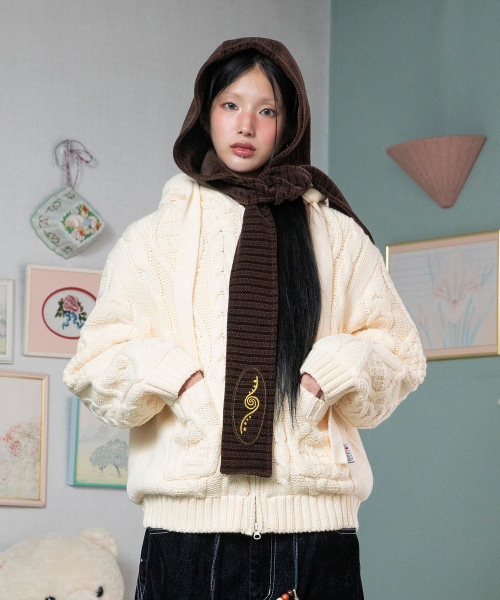 RuNaKi'Hu'(ルナキフ)の「WXK025 フクフクニットパディングフードジップアップ (アイボリー)(パーカー・レディース・その他・1/2)」の2枚目の写真