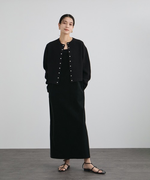 SALON adam et rope'（サロン アダム エ ロペ）の「【WEB・一部店舗限定】ブルジョンボタンクルーネックカーディガン（カーディガン/ボレロ・レディース・ブラック/グレー/ピンク・FREE）」の11枚目の写真