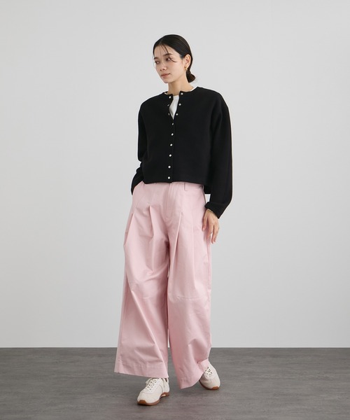 SALON adam et rope'（サロン アダム エ ロペ）の「【WEB・一部店舗限定】ブルジョンボタンクルーネックカーディガン（カーディガン/ボレロ・レディース・ブラック/グレー/ピンク・FREE）」の12枚目の写真