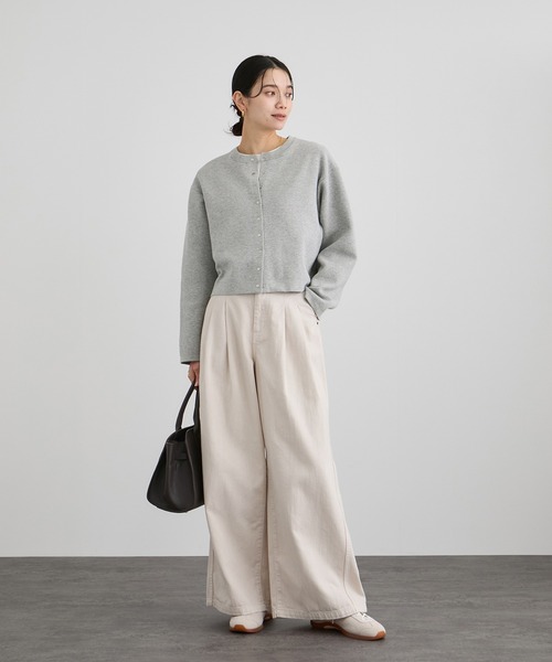 SALON adam et rope'（サロン アダム エ ロペ）の「【WEB・一部店舗限定】ブルジョンボタンクルーネックカーディガン（カーディガン/ボレロ・レディース・ブラック/グレー/ピンク・FREE）」の13枚目の写真