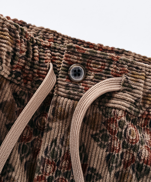 417 EDIFICE（フォーワンセブンエディフィス）の「PRINT CORDUROY EASY パンツ（スラックス・メンズ・ブラウン/チャコールグレー/ベージュ・MEDIUM/SMALL/LARGE）」の15枚目の写真