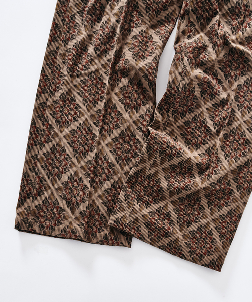 417 EDIFICE（フォーワンセブンエディフィス）の「PRINT CORDUROY EASY パンツ（スラックス・メンズ・ブラウン/チャコールグレー/ベージュ・MEDIUM/SMALL/LARGE）」の16枚目の写真
