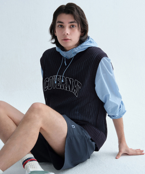 COVERNAT（カバーナット）の「アーチロゴマッシュニットベストダークネイビー（ベスト・レディース・その他・SMALL/MEDIUM/LARGE/X-LARGE）」の5枚目の写真