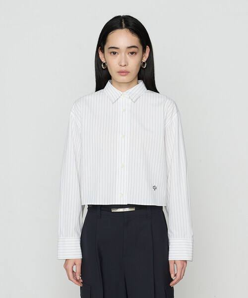 COMME CA(コムサ)の「〔 TALLサイズ 〕 ストライプタイプライター/バルキーオックスフォード クロップドシャツ(シャツ/ブラウス・レディース・ホワイト/ネイビー/ブルー・15号)」の6枚目の写真
