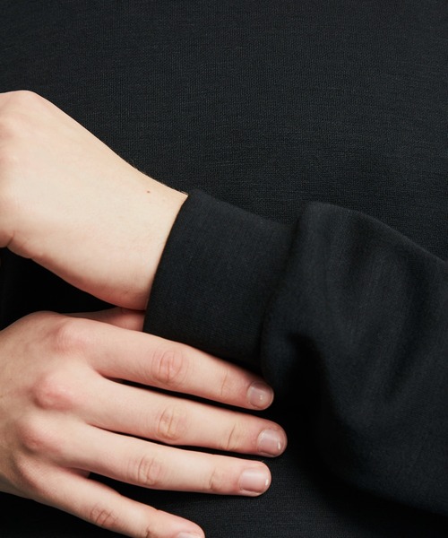 UNITED TOKYO（ユナイテッドトウキョウ）の「【新作】Naia Wool Double Knit Pullover（スウェット・メンズ・モカ/ブラック/オリーブ・1/2）」の22枚目の写真