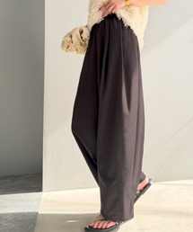 Java（ジャバ）の「《JaVaジャバコラボ》ゆるっとこなれ感。立体的なコクーンラインが魅力!ツータックイージー軽やかパンツ（その他パンツ）」