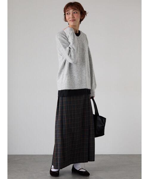 Lugnoncure（ルノンキュール）の「もちもちメランジVネックニット（ニット/セーター・レディース・グレー/チャコールグレー/ブルー/グリーン/ベージュ・F）」の10枚目の写真