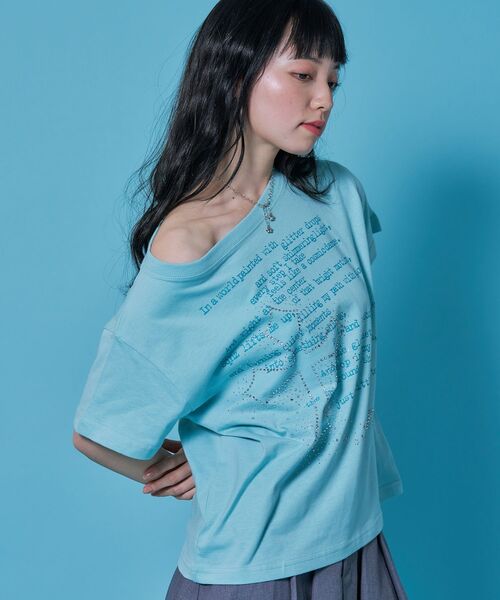 SEQUENZ（シークエンズ）の「※WEB限定 / ワンショルダー / レディースクロス半袖Tシャツ / sqnzone-shoulder cross tee（Tシャツ/カットソー・レディース・ホワイト/その他1/グリーン系その他3/ブラック・MEDIUM/SMALL）」の4枚目の写真