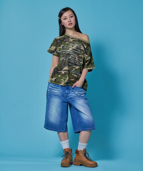 SEQUENZ（シークエンズ）の「※WEB限定 / ワンショルダー / レディースクロス半袖Tシャツ / sqnzone-shoulder cross tee（Tシャツ/カットソー・レディース・ホワイト/その他1/グリーン系その他3/ブラック・MEDIUM/SMALL）」の21枚目の写真