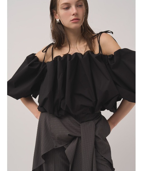 SNIDEL（スナイデル）の「オフショルタックバルーンブラウス（シャツ/ブラウス・レディース・ライラック/ブラック/ホワイト・F）」の8枚目の写真