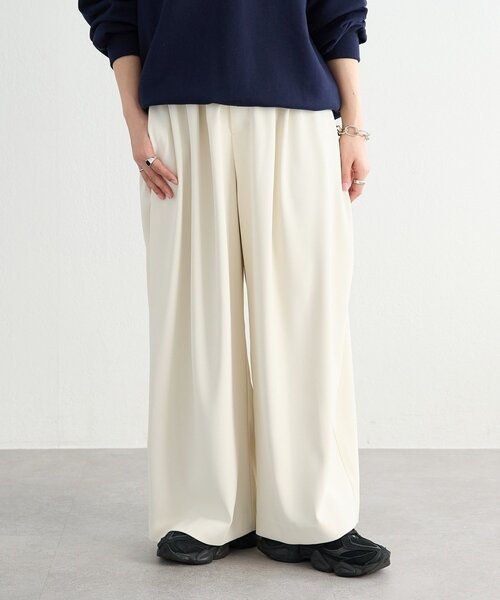 FRIPIER(フリピエ)の「《FRIPIER》ワイドタックパンツ(その他パンツ・レディース・ブラック/アイボリー・FREE)」の2枚目の写真