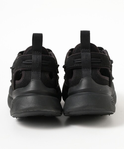 KEEN(キーン)の「KEEN / UNEEK WK サンダル スニーカー(スニーカー・レディース・オフホワイト/ブラック・24/23/25)」の14枚目の写真