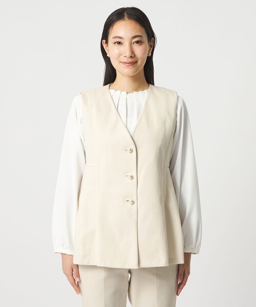 A DAY IN THE LIFE UNITED ARROWS（アデイインザライフユナイテッドアローズ）の「ダブルニット ペプラムベスト ‐セットアップ対応・ウォッシャブル‐＜A DAY IN THE LIFE＞（ベスト・レディース・オフホワイト/ブラック/ネイビー・FREE）」の4枚目の写真