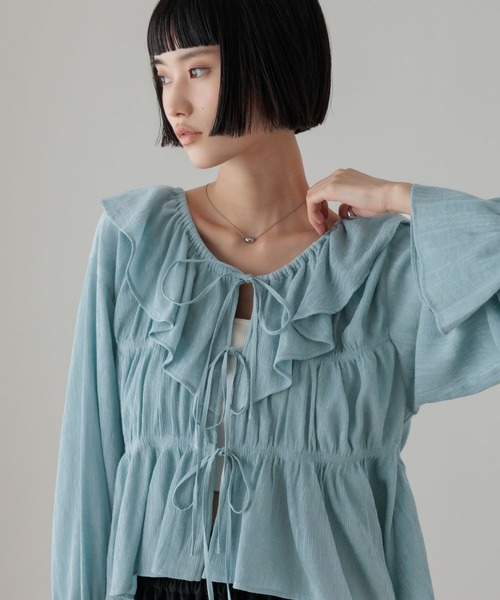 LOWRYS FARM（ローリーズファーム）の「ヨウリュウシャーリングフリルブラウス　638495（シャツ/ブラウス・レディース・イエロー/アイボリー/ブルー/グレー・FREE）」の19枚目の写真