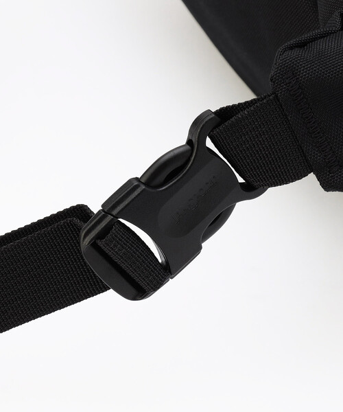 FREAK'S STORE(フリークスストア)の「限定展開 JANSPORT/ジャンスポーツ FIFTH AVENUE/フィフスアベニュー(ボディバッグ/ウエストポーチ・レディース・ブラック/ブルーグリーン/ピンク/ラベンダー・ONE SIZE)」の6枚目の写真