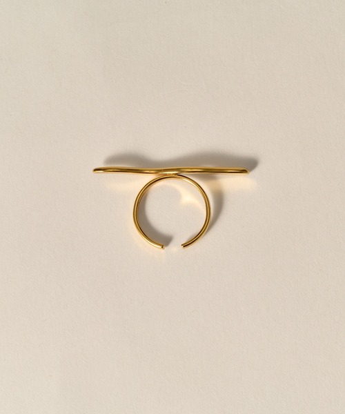 novice（ノーヴィス）の「【novice】Wave Line Ring［Stainless］（リング・レディース・シルバー/ゴールド・FREE）」の5枚目の写真