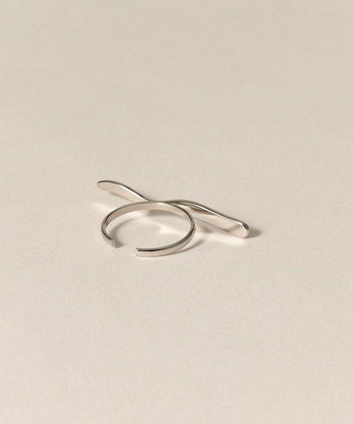 novice（ノーヴィス）の「【novice】Wave Line Ring［Stainless］（リング・レディース・シルバー/ゴールド・FREE）」の9枚目の写真