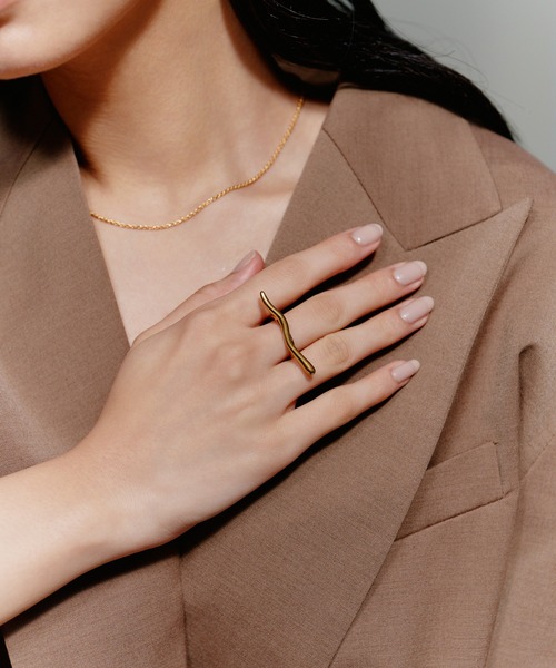 novice（ノーヴィス）の「【novice】Wave Line Ring［Stainless］（リング・レディース・シルバー/ゴールド・FREE）」の12枚目の写真