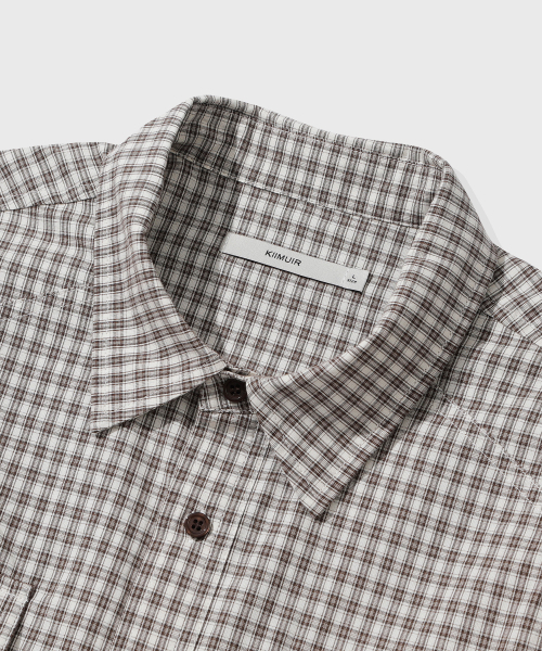 KIIMUIR(キミュア)の「クロップチェックシャツ_ブラウン(シャツ/ブラウス・メンズ・ブラウン・MEDIUM/LARGE/X-LARGE)」の3枚目の写真