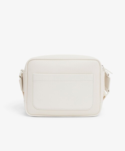 LACOSTE(ラコステ)の「クラブ ラコステ グレインレザー コンパクトショルダーバッグ(ショルダーバッグ・メンズ・ダークネイビー/オフホワイト・FREE)」の4枚目の写真