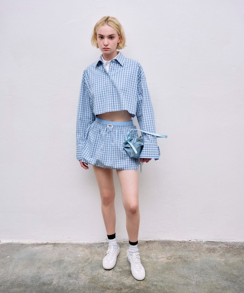 MSGM(エムエスジーエム)の「マイクロチェック Wウエストショートパンツ(チノパンツ・レディース・ライトブルー・40)」の6枚目の写真