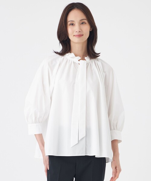 TRANS WORK(トランスワーク)の「【はっ水・ウォッシャブル】フリーモーションタフタブラウス(シャツ/ブラウス・レディース・ブルー/オフホワイト/ネイビー・40/38)」の1枚目の写真