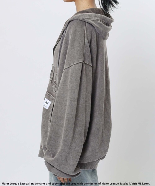 BACK TO THE FIELD（バック トゥー ザ フィールド）の「【MLB】ZIPビッグフーディー（パーカー・レディース・ブラック/ネイビー/ブラウン・FREE）」の14枚目の写真