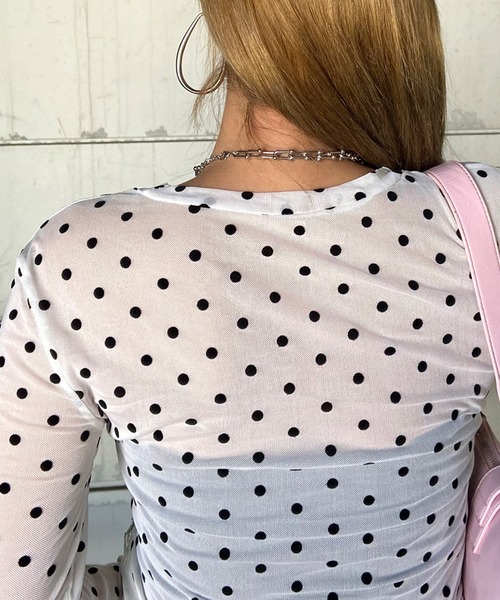 non-hedge(ノンヘッジ)の「イレギュラーヘムデニムベアレイヤード風切替シアートップス(Tシャツ/カットソー・レディース・ブラック/ネイビー/チャコールグレー/オフホワイト・FREE)」の5枚目の写真