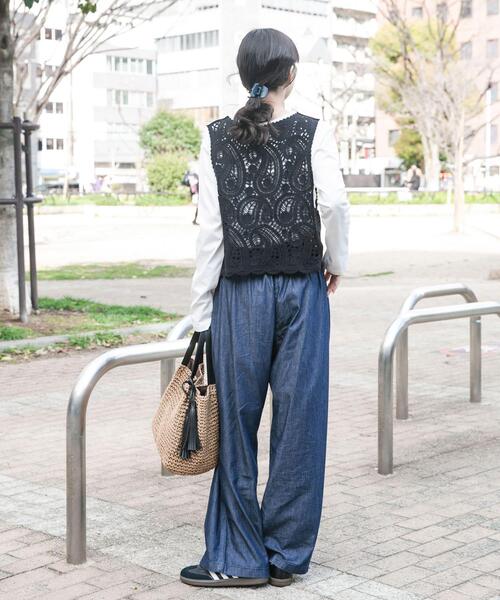 ITEMS URBANRESEARCH（アイテムズ アーバンリサーチ）の「カギバリニット×ロングTシャツ（Tシャツ/カットソー・レディース・ブラック/グレー・FREE）」の15枚目の写真