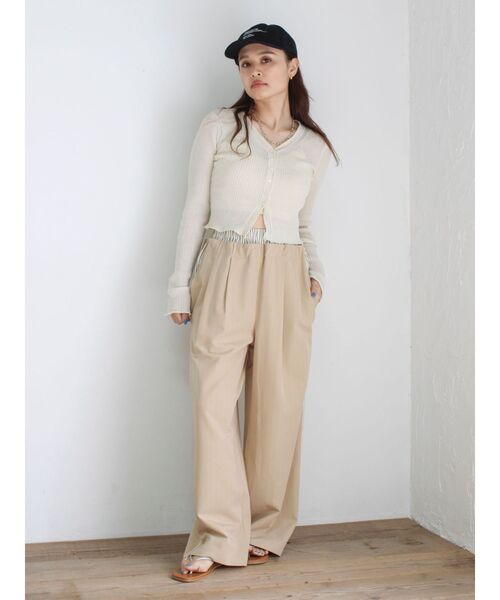 Ungrid（アングリッド）の「シアーフィットニットカーディガン（カーディガン/ボレロ・レディース・アイボリー/ブルー/ブラック・FREE）」の13枚目の写真