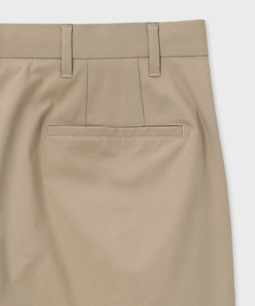 PS Paul Smith（ピーエスポールスミス）の「パフォーマンステクスチャー テーパードトラウザーズ / 162700 EC922P（その他パンツ・メンズ・ネイビー/グレイッシュベージュ・XX-LARGE/X-LARGE/LARGE/MEDIUM/SMALL）」の4枚目の写真