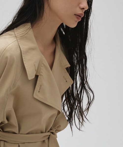 TODAYFUL(トゥデイフル)の「Spring Short Trench 12610001(ダッフルコート・レディース・オフホワイト/ベージュ・38/36)」の4枚目の写真