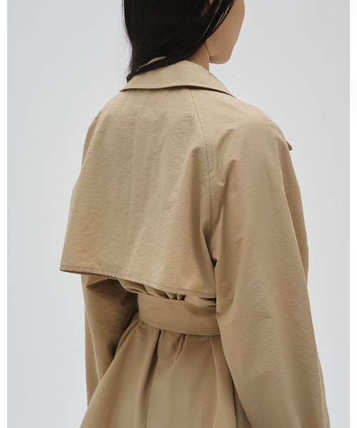 TODAYFUL(トゥデイフル)の「Spring Short Trench 12610001(ダッフルコート・レディース・オフホワイト/ベージュ・38/36)」の5枚目の写真