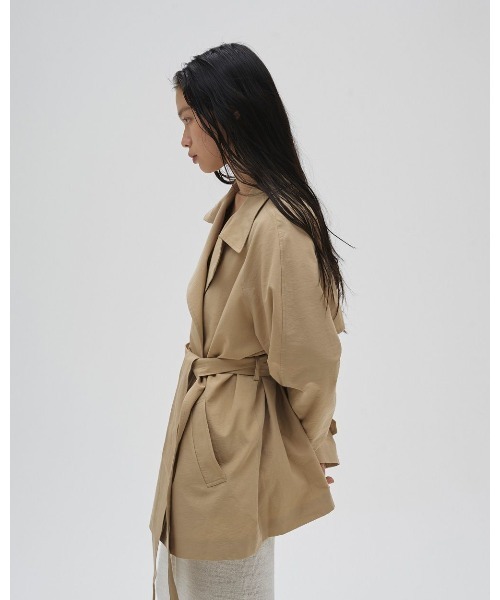 TODAYFUL(トゥデイフル)の「Spring Short Trench 12610001(ダッフルコート・レディース・オフホワイト/ベージュ・38/36)」の6枚目の写真