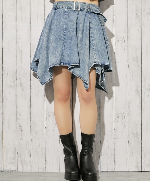 GORGE（ゴージ）の「《ベルト付き×アシンメトリー》デニムミニスカート／インパン付き／オールシーズン／全2色（スカート・レディース・ブラック/ブルー系・F）」の3枚目の写真