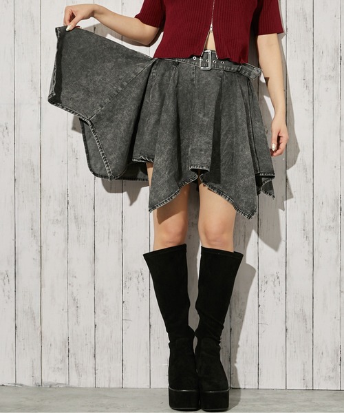 GORGE（ゴージ）の「《ベルト付き×アシンメトリー》デニムミニスカート／インパン付き／オールシーズン／全2色（スカート・レディース・ブラック/ブルー系・F）」の17枚目の写真